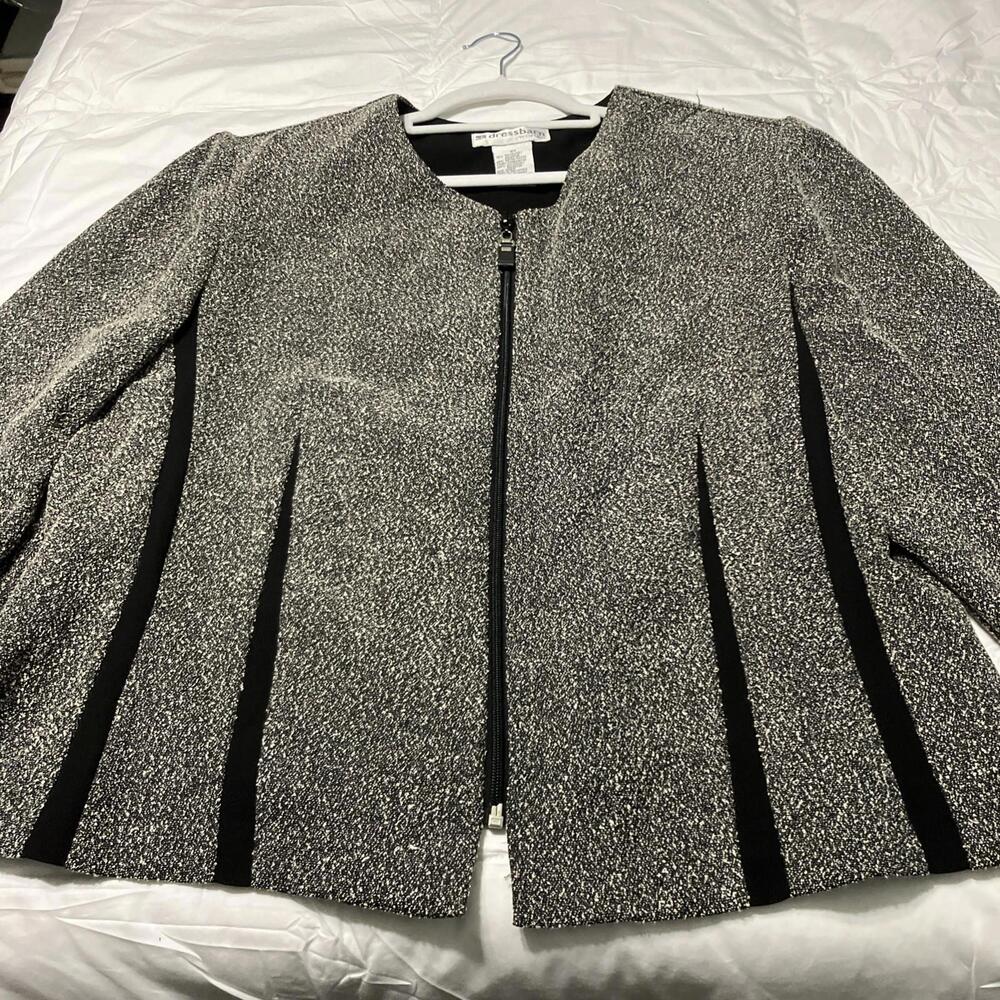 Dress Barn Women's Coat Jacket Large L Shoulder Pad Lined Zip High Collared